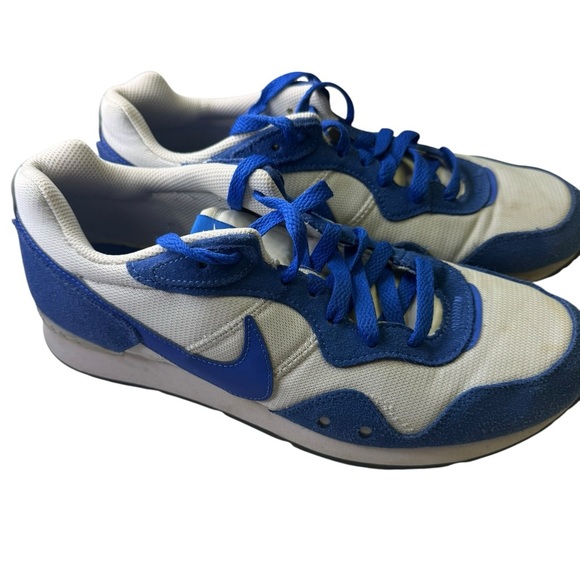 Nike Other - Nike Venture Royal Blue and White‎ Athletic Shoes men 9.5